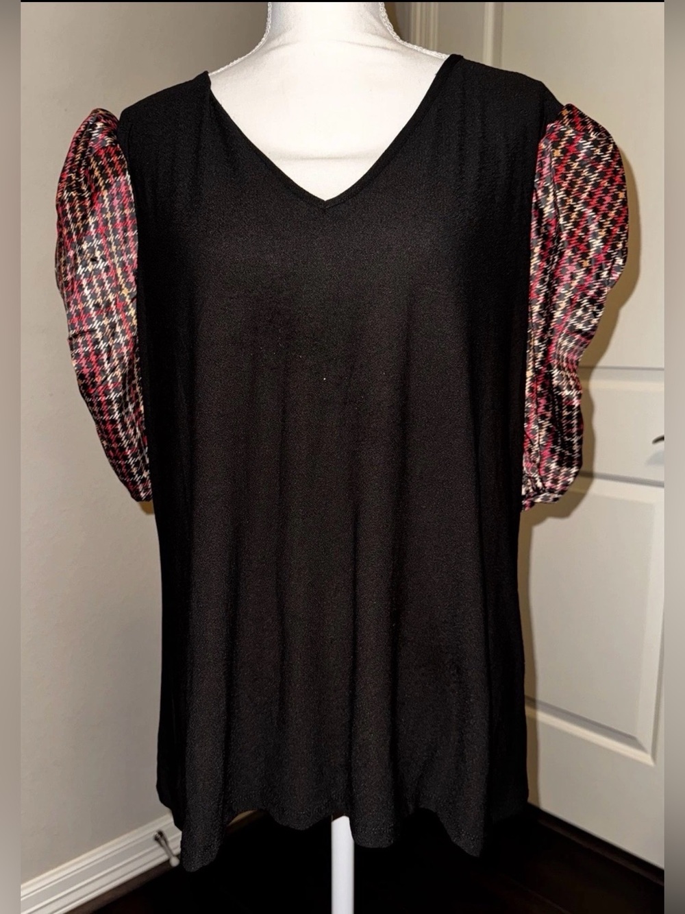 Black Blouse With Houndstooth Sleeves Size XL